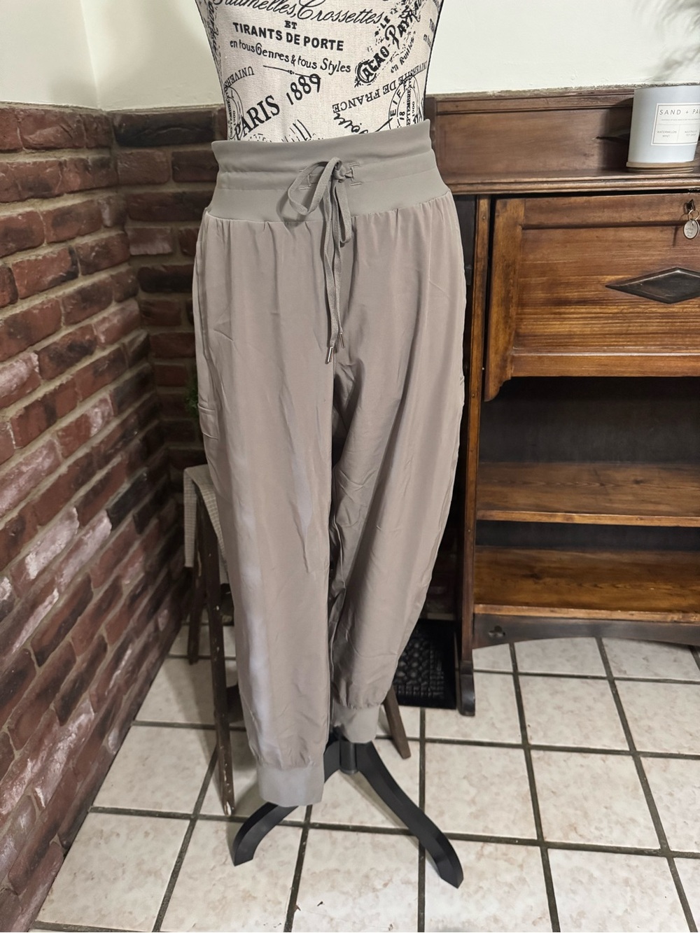 CALIA Journey Cargo Pocket Joggers Taupe Beige Women’s L